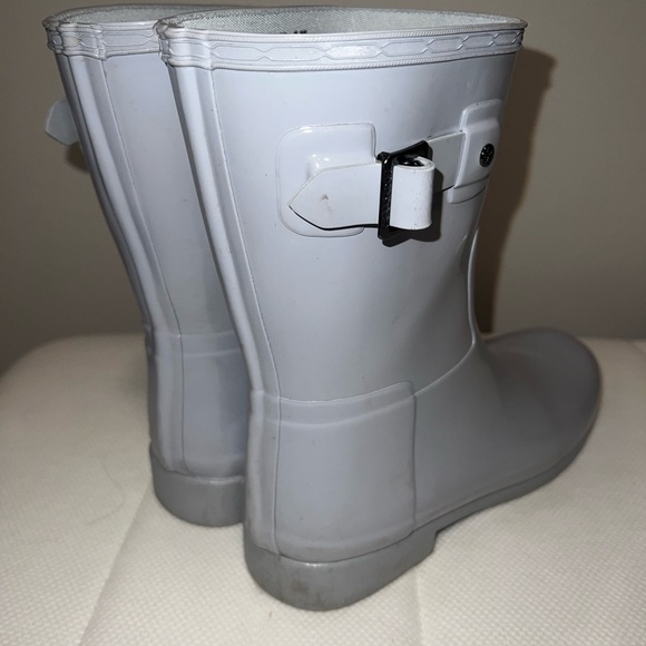 Short Gloss Hunter Boots - Picture 2 of 5